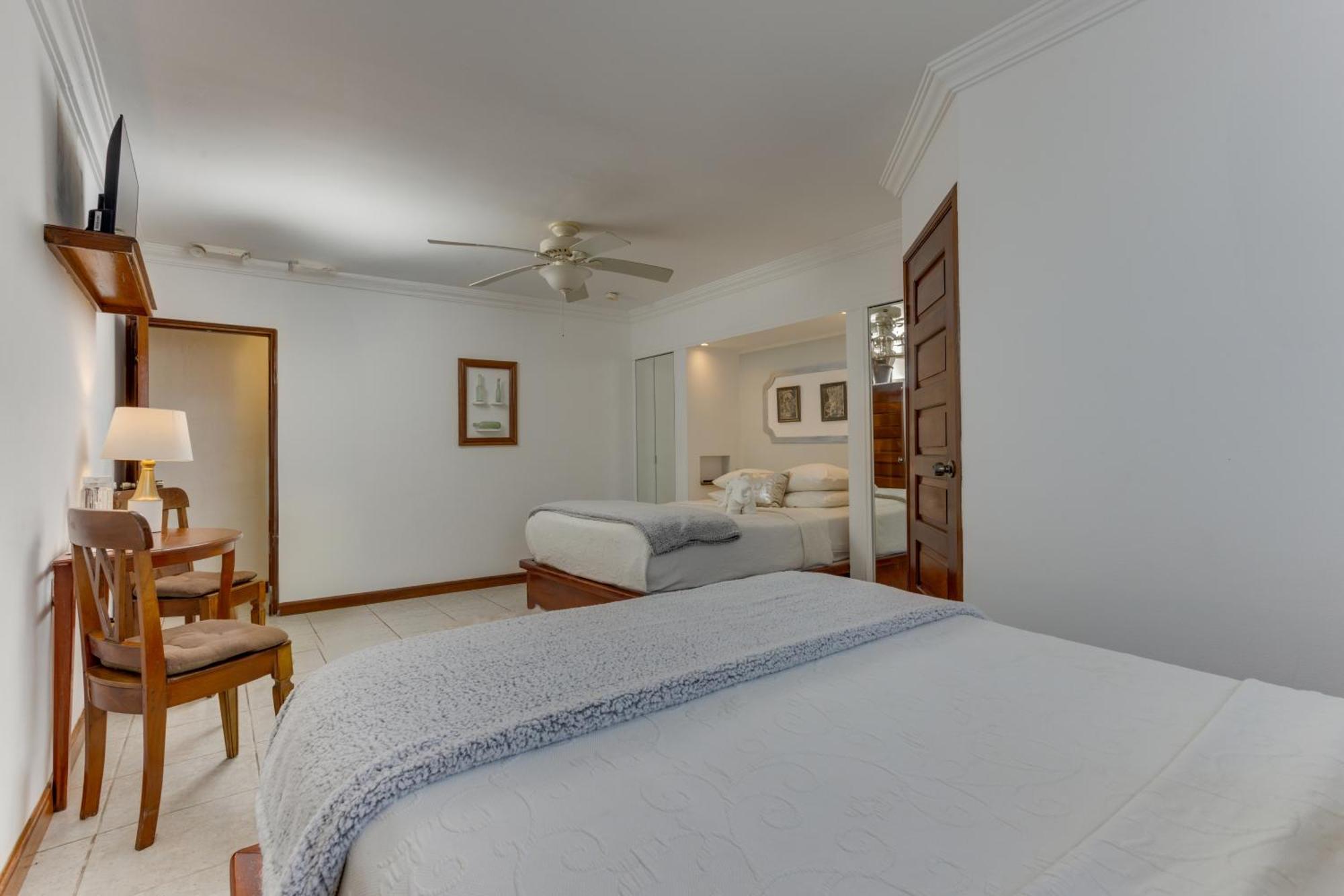 Villa Boscardi Belize City Exterior photo