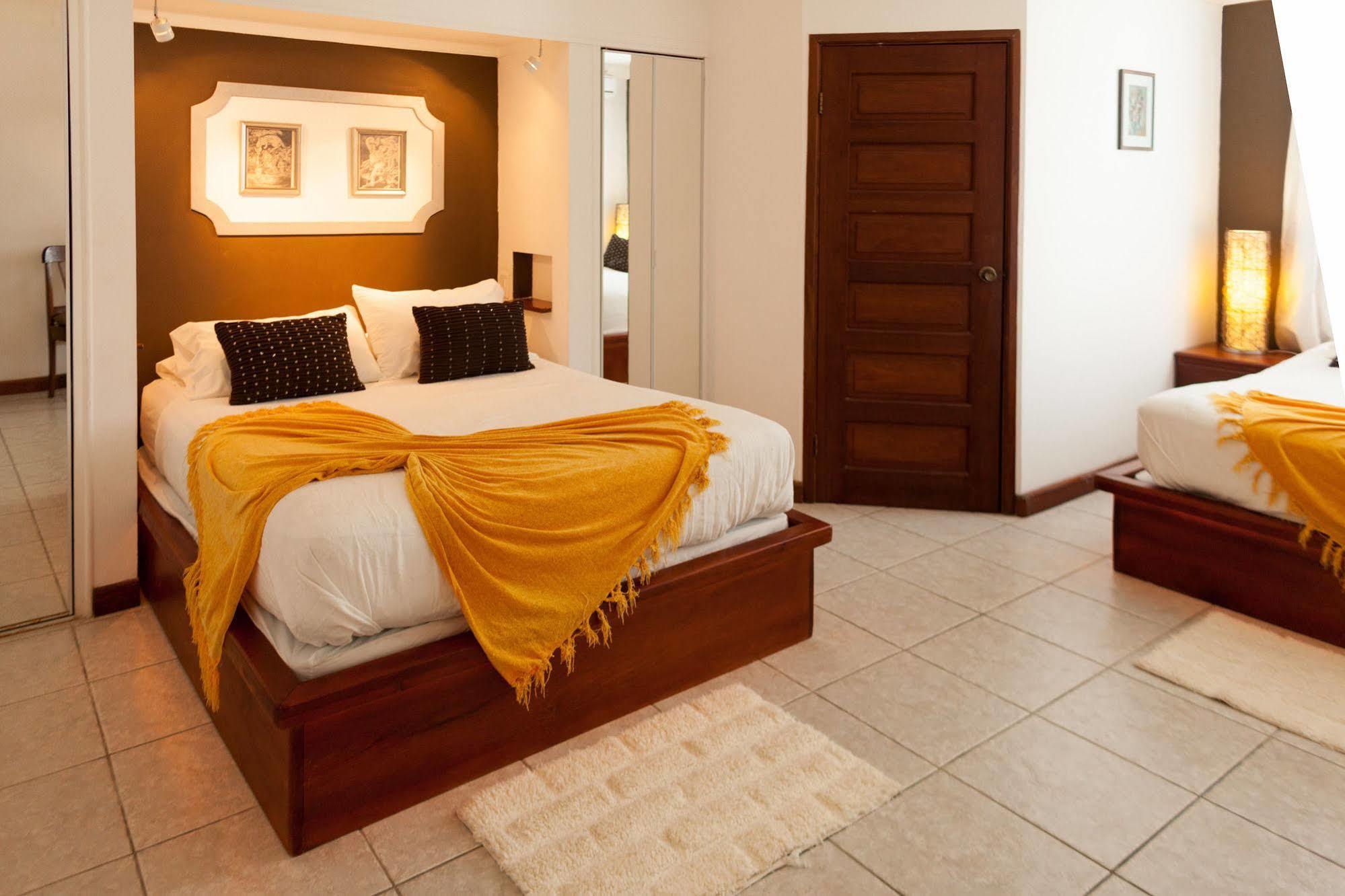 Villa Boscardi Belize City Exterior photo