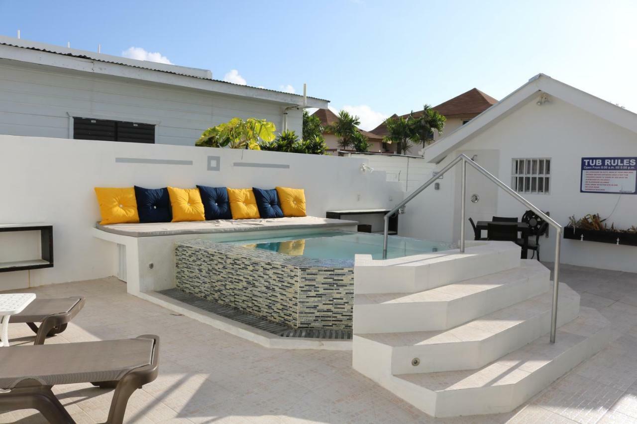 Villa Boscardi Belize City Exterior photo
